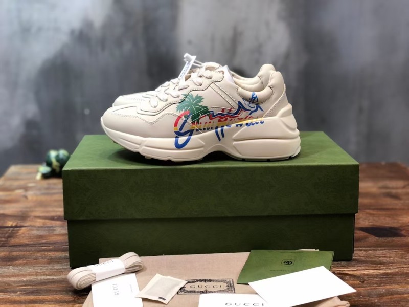 Gucci Rhyton sneaker 26