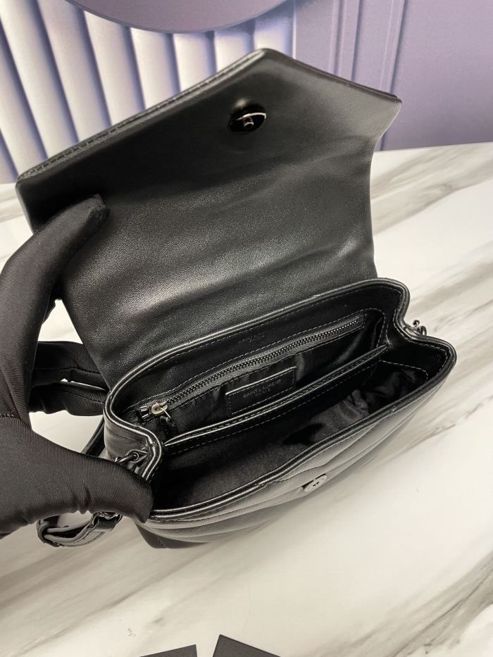 Handbags SAINT LAURENT 467072 size 20X14X7 cm