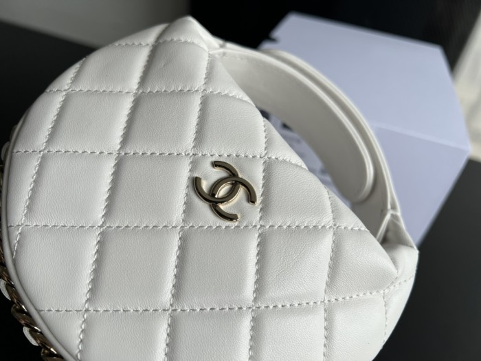 Handbag Chanel AP3095 size 16cmx16cmx5.5 cm