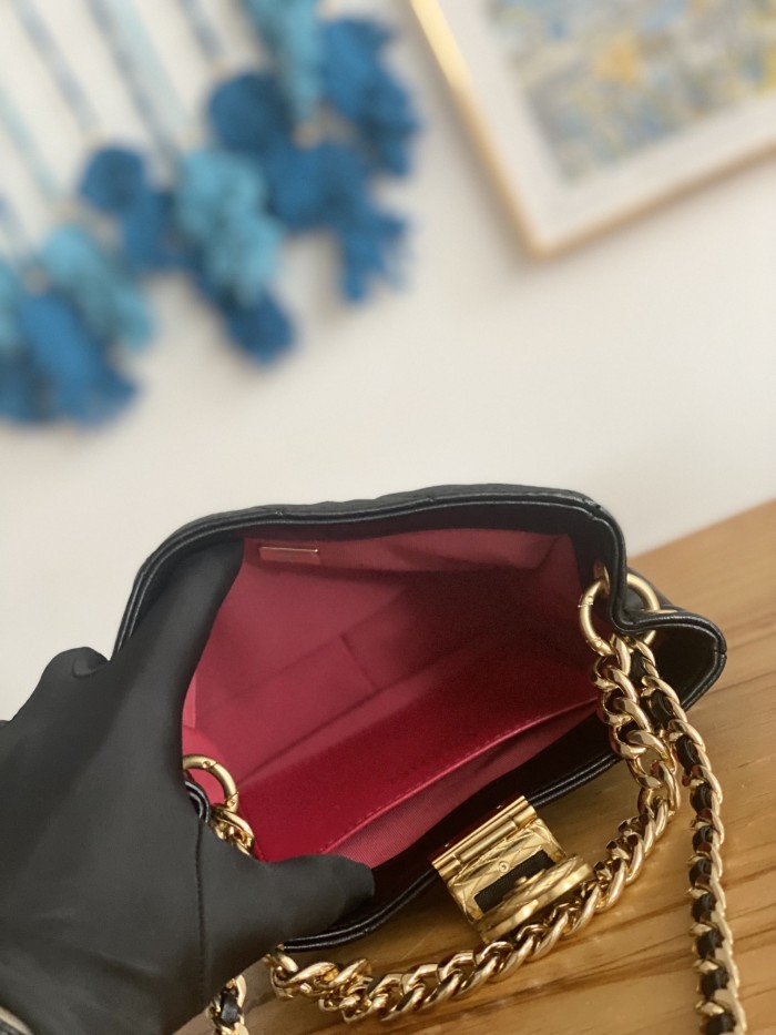 Handbag Chanel 3475 size 12.5*19*6.5* cm