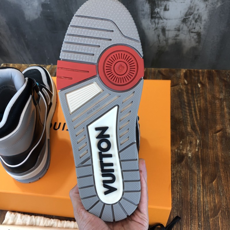 Louis Vuitton Trainer Sneakers 19