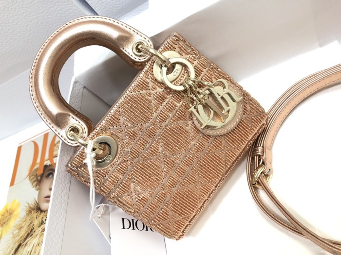 Handbag Dior S0856 size 12 x 10.2 x 5 cm