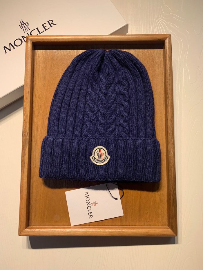 Hat Moncler 3