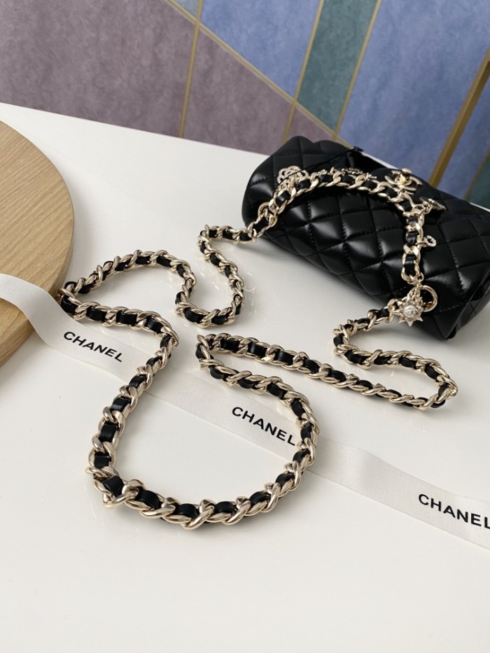 Handbag Chanel AS2326 size 20 cm