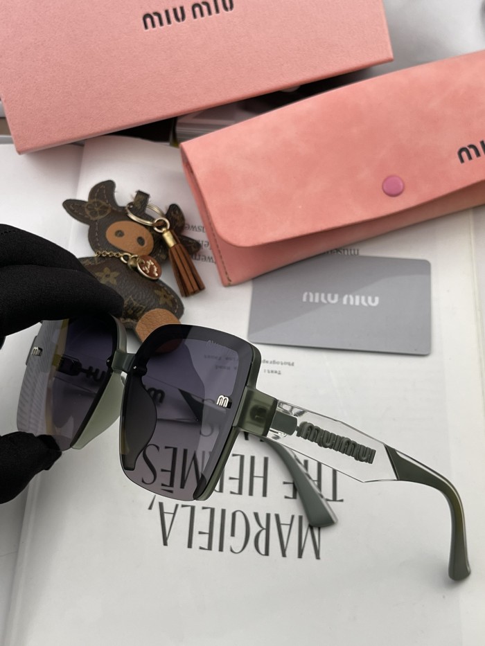 sunglasses Miu Miu MM 7771