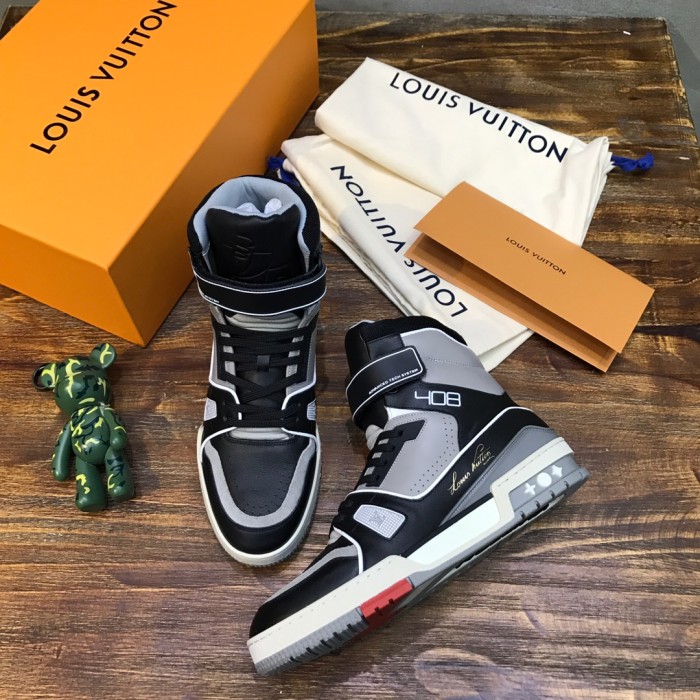 Louis Vuitton Trainer Sneakers 25