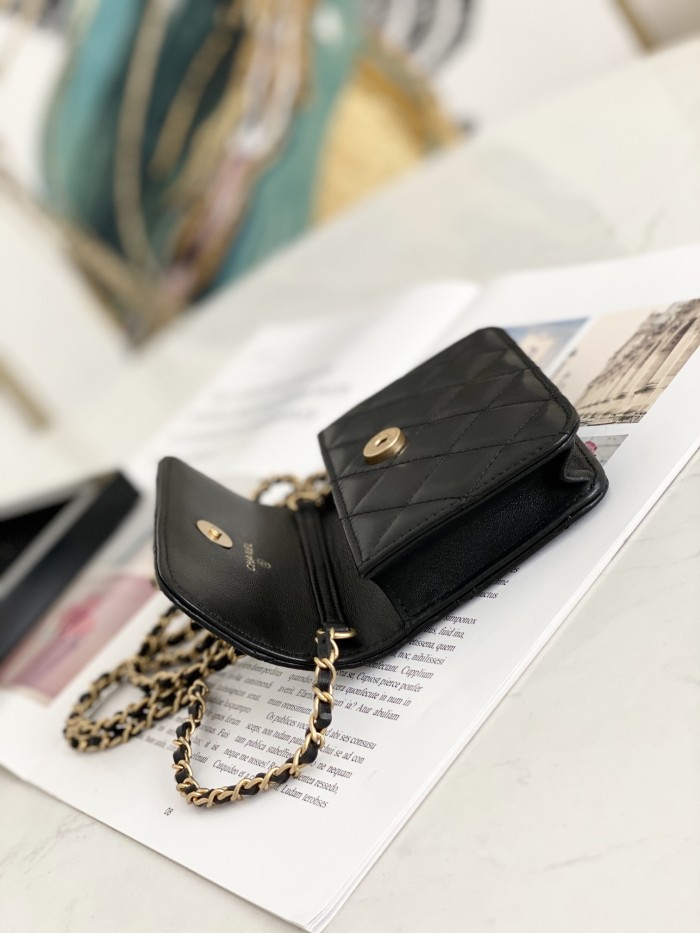 Handbag Chanel 81135 size 12.5 9 2.5 cm