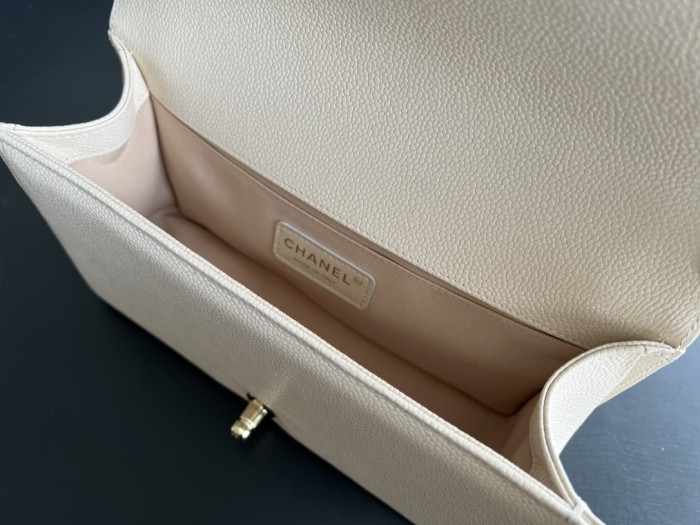 Handbag Chanel size 25 cm