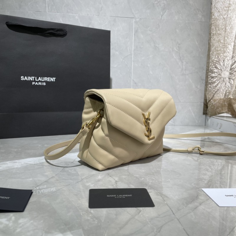 Handbags SAINT LAURENT 467072 size 20×14×7 cm