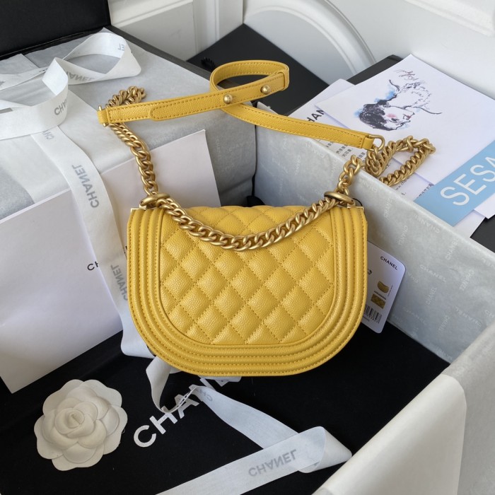 Handbag Chanel AS3350 size 18x12.5x6 cm