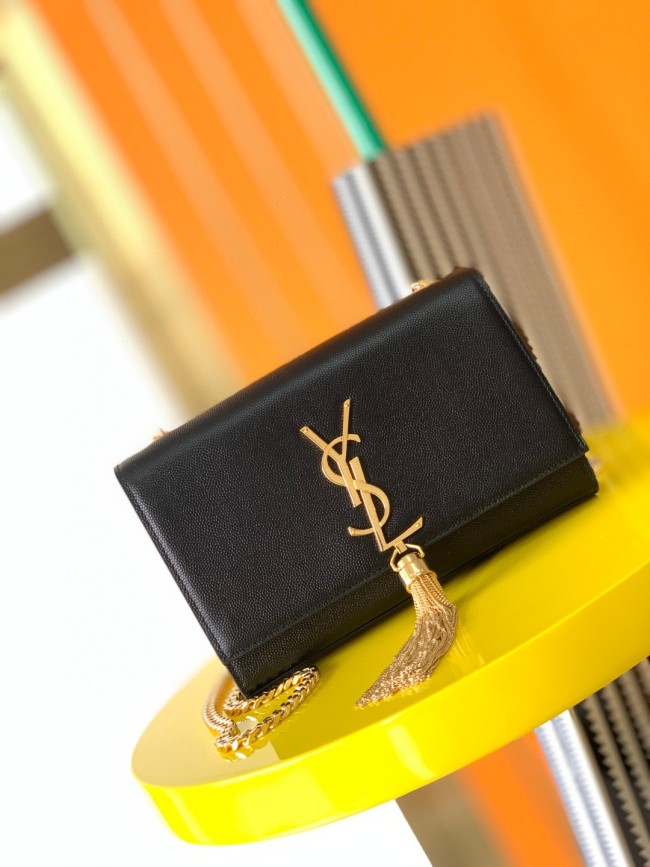 Handbags SAINT LAURENT 474366 size 20x12.5x5 cm