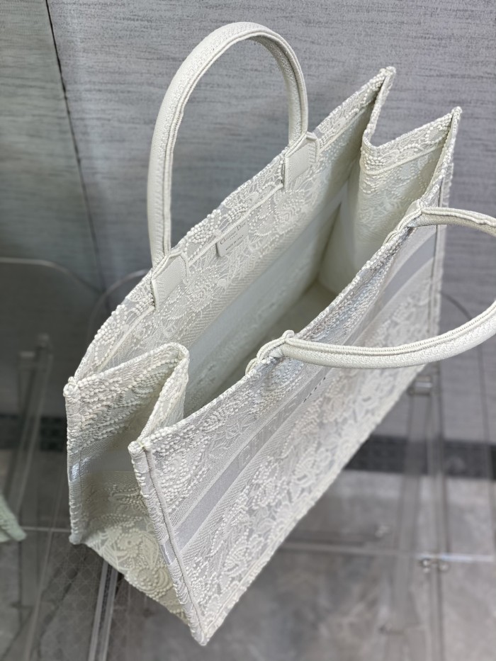 Handbag Dior size 42*18*35 cm