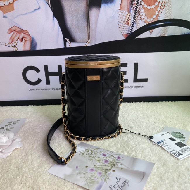 Handbag Chanel AS2641 size 16x12x10 cm