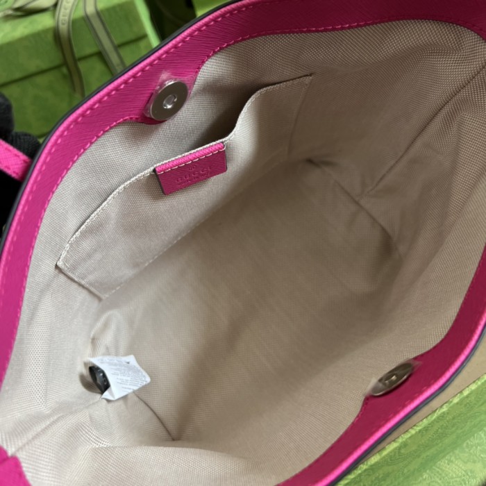 Handbag Gucci 410812 size 21*20*10 cm