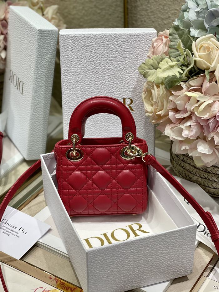 Handbag Dior 6601 size 12*10*5 cm