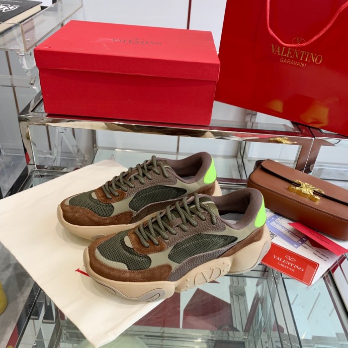 VALENTINO GARAVANI Bubbleback Sneaker 3