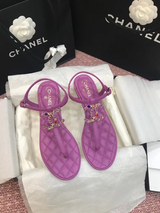 Chanel Slides 48