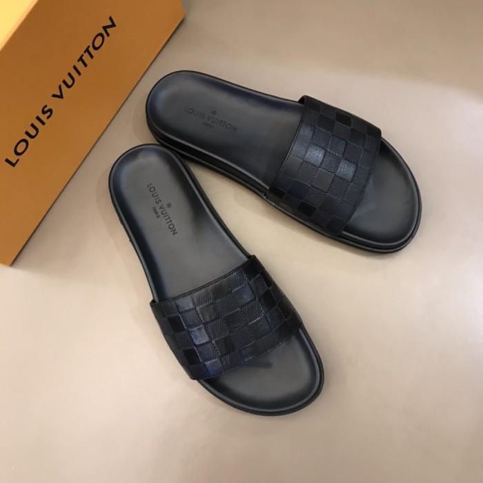 Louis Vuitton Slipper 74