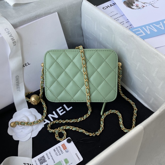 Handbag Chanel AS2463 size 14x10x5.5 cm