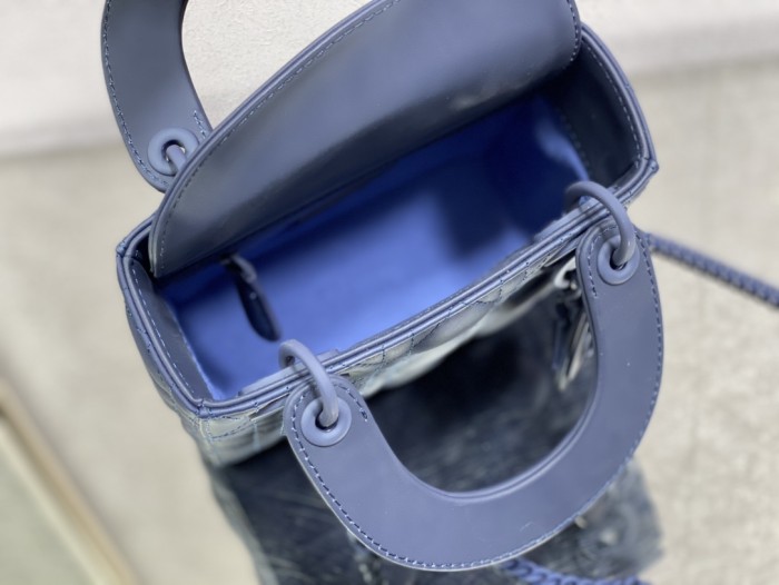 Handbag Dior size 17 cm