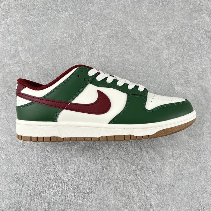 Nike Dunk Low Gorge Green