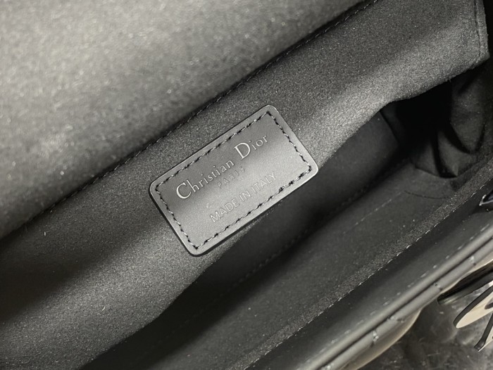 Handbag Dior size 24 cm