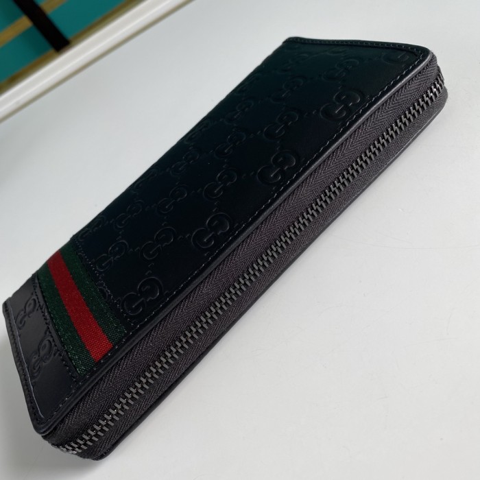 Handbag Gucci 291105 size 19*10*2 cm