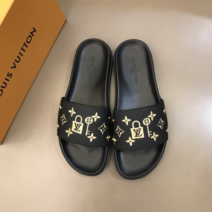 Louis Vuitton Slipper 86
