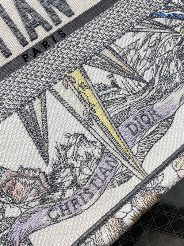 Handbag Dior size 36*18*28 cm