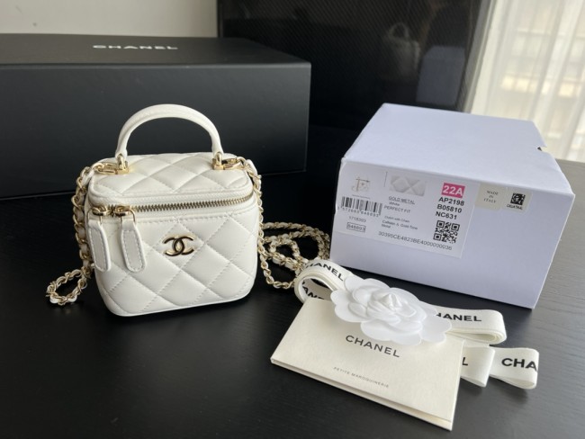 Handbag Chanel AP2198 size 11cmx8.5cmx7 cm