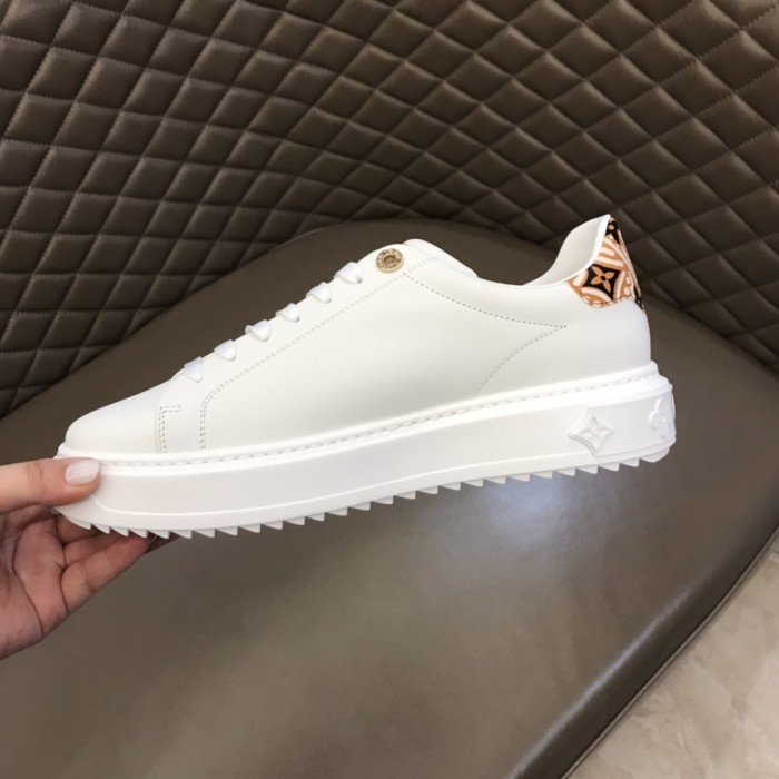 Louis Vuitton Low Top sneaker 17