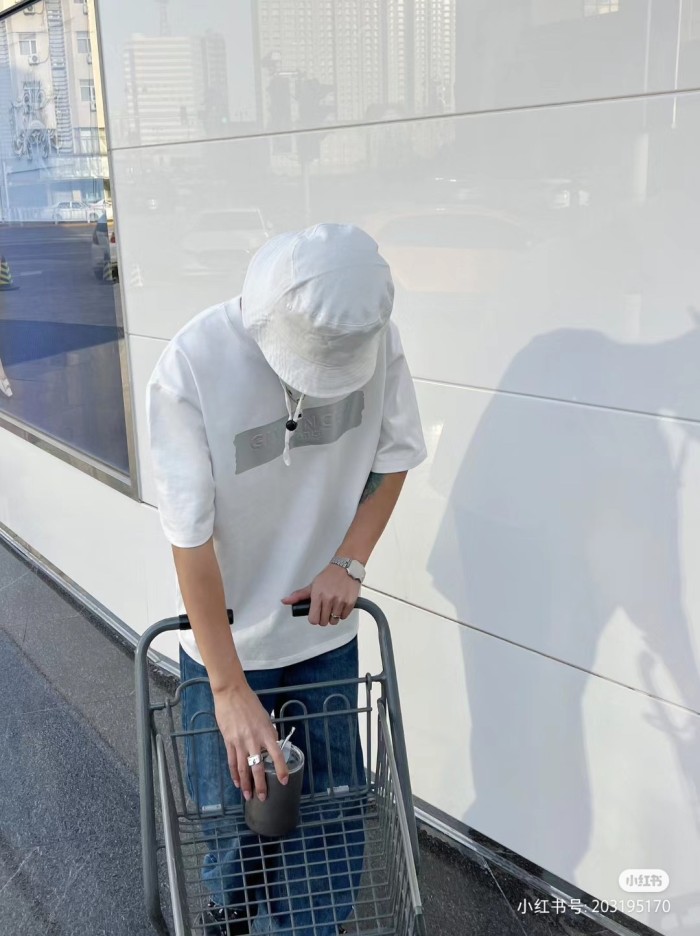 Clothes Givenchy 131