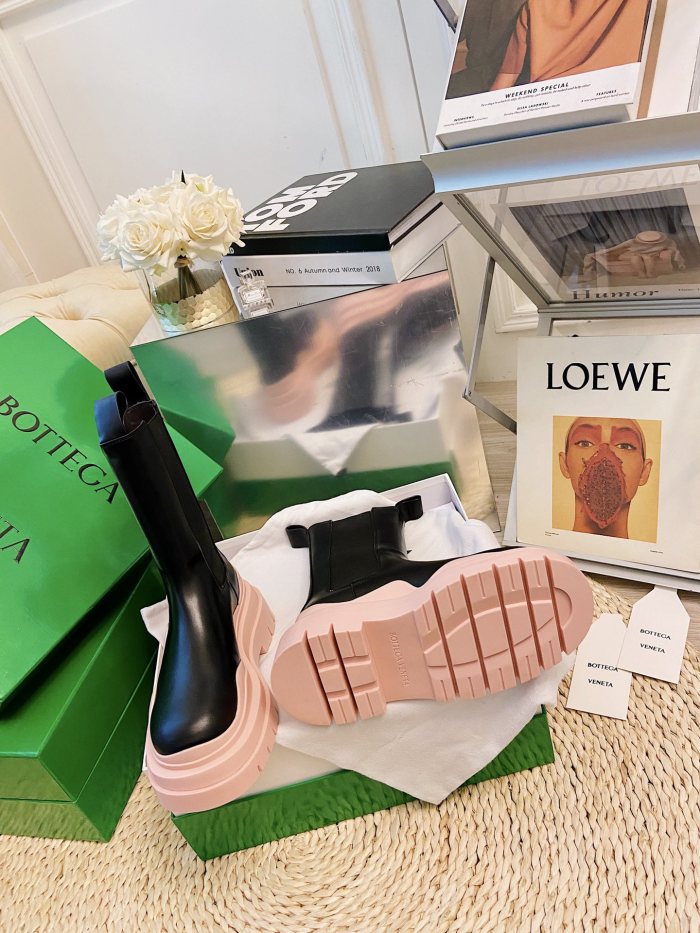 Bottega Veneta Boots 32