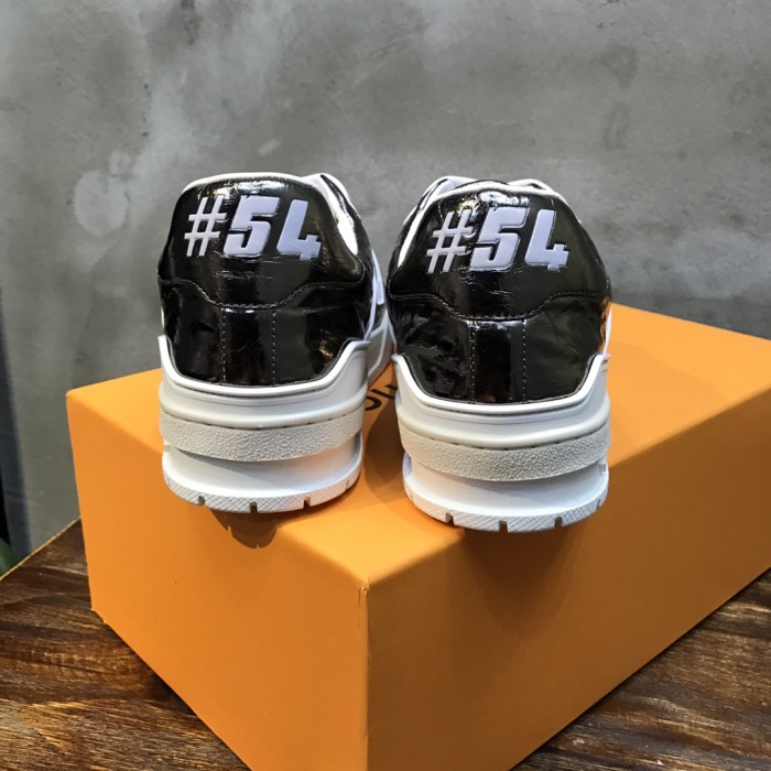 Louis Vuitton Trainer Sneakers 35