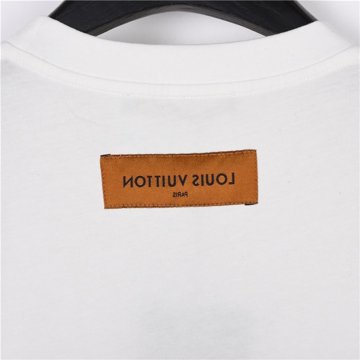 Clothes Louis Vuitton 444