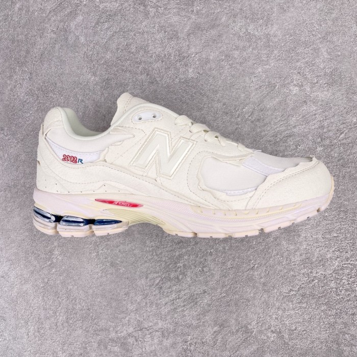 New Balance 2002R Sneaker 12