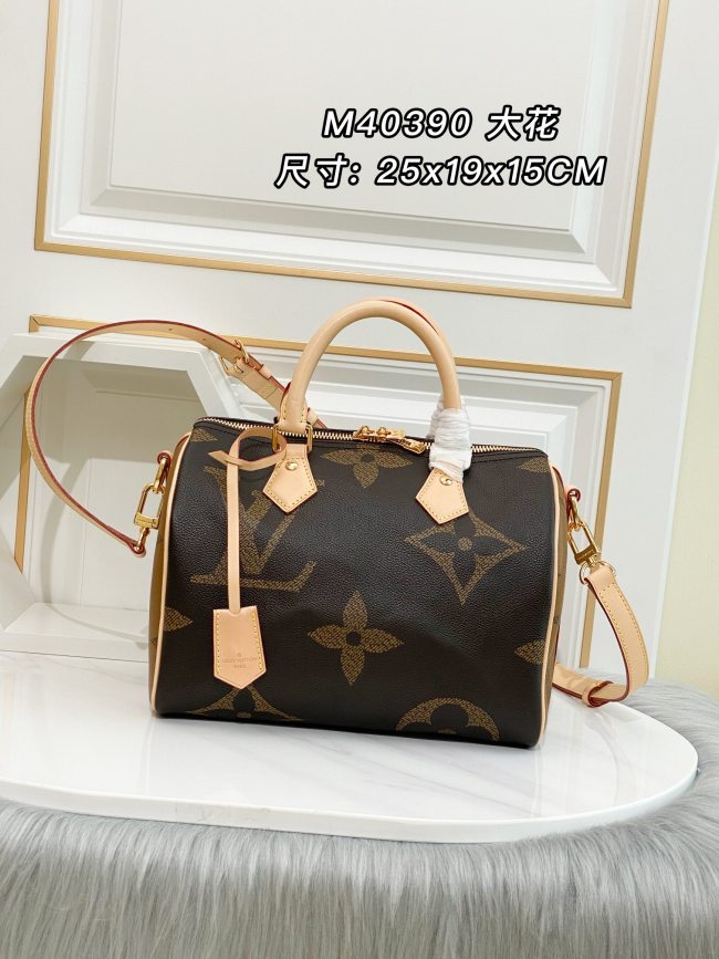 Handbag Louis Vuitton M44601 size 25.0×19.0×15.0 cm