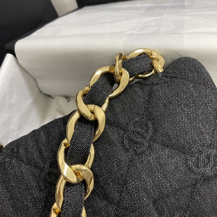 Handbag Chanel size 24×17×7 cm