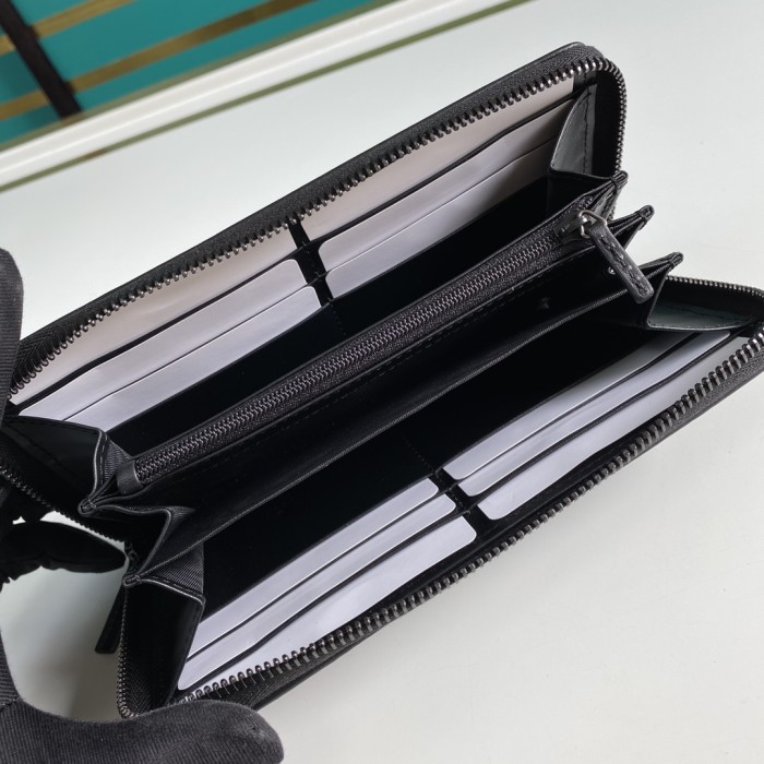 Handbag Gucci 291105 size 19*10*2 cm