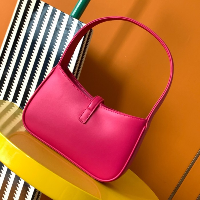 Handbags SAINT LAURENT 710318 size 19x11.5x4.5 cm