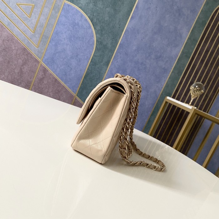 Handbag Chanel 112 size 25 cm