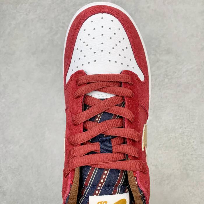 Nike SB Dunk Low Anchorman