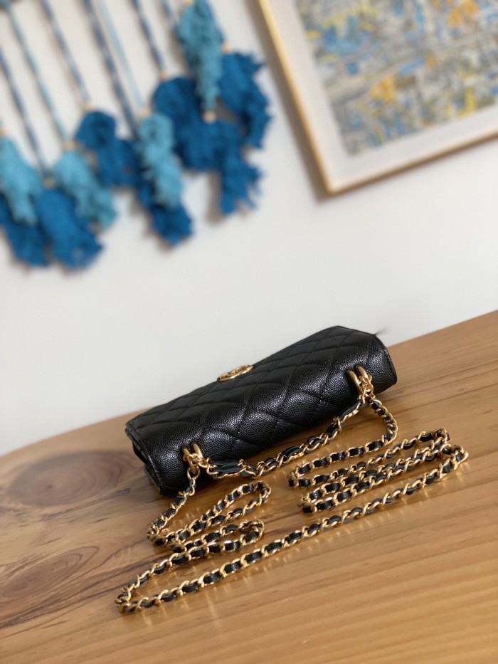 Handbag Chanel 81244 size 19 cm