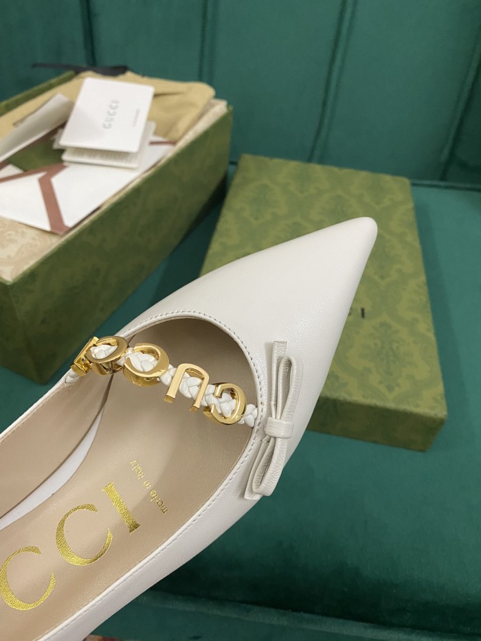 Gucci Women's pump with 'GUCCI' Women 10