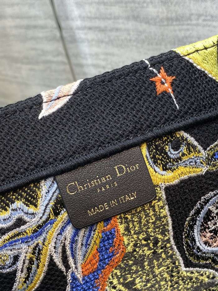 Handbag Dior size 42*18*35 cm