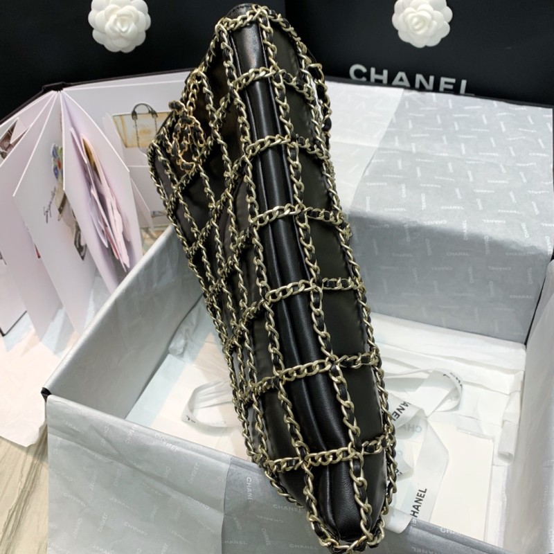 Handbag Chanel 1383 size 36 31 4 cm