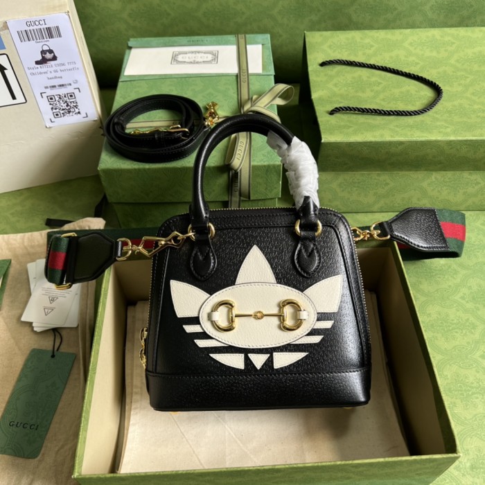 Handbag Gucci 677212 size 20*19.5*7.5 cm