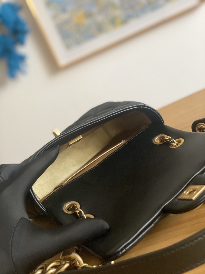 Handbag Chanel As3109 size 19*14*6 cm