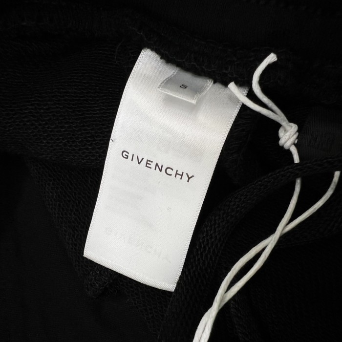 Clothes Givenchy 45