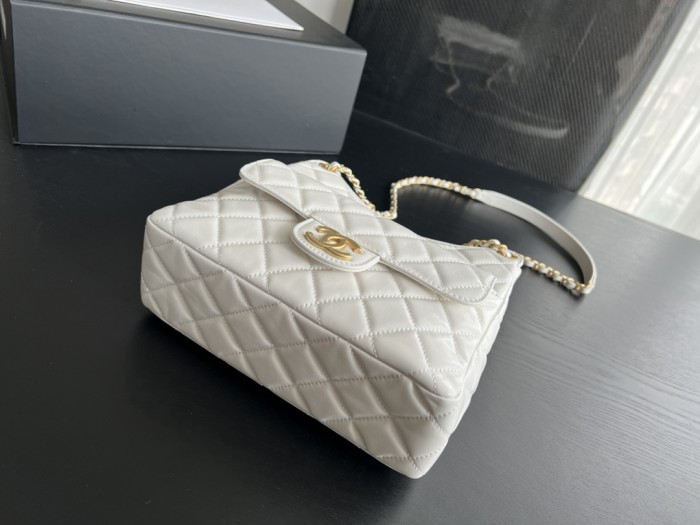 Handbag Chanel AS3690 size 21.5cmx22.5cmx7 cm